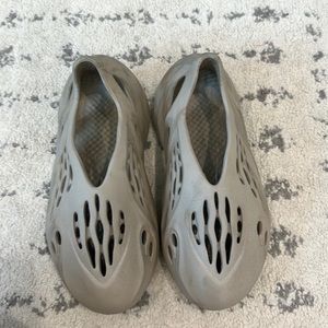Yeezy foam runners size 8 womens